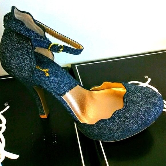 (NEW)! Cute! Blue Denim Heel! - Picture 5 of 8